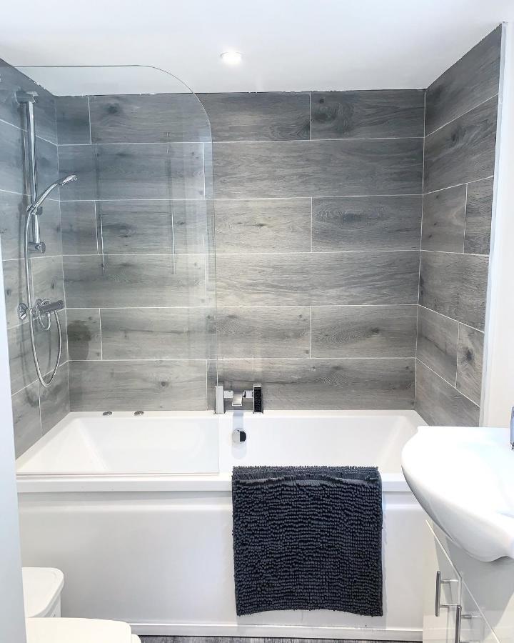 Albert Luxury Hottub & Jacuzzi Apartments Blackpool Kültér fotó