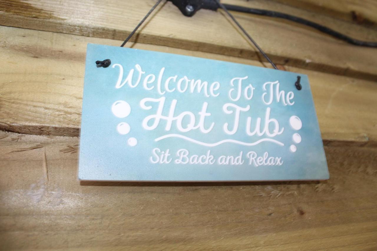 Albert Luxury Hottub & Jacuzzi Apartments Blackpool Kültér fotó