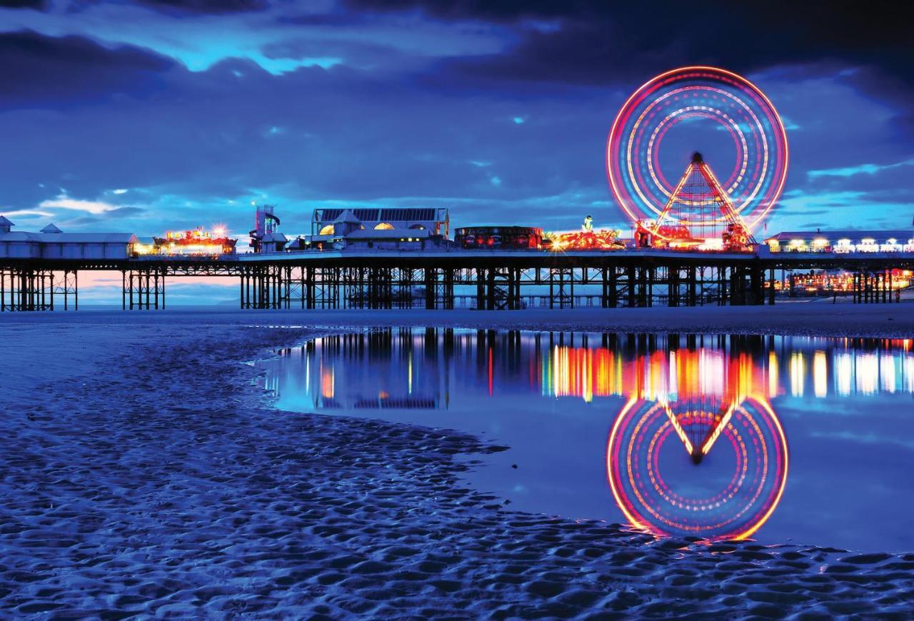 Albert Luxury Hottub & Jacuzzi Apartments Blackpool Kültér fotó