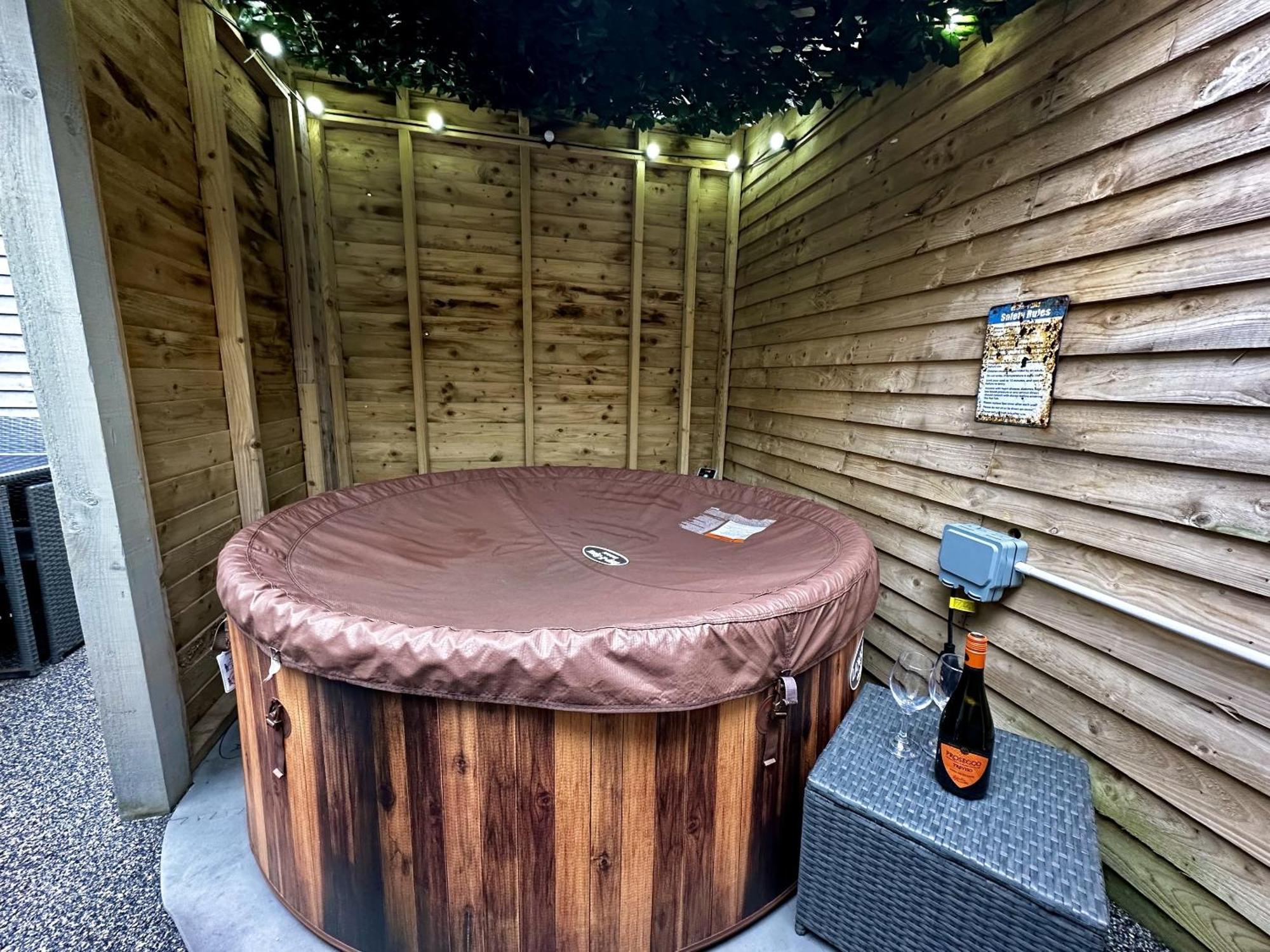 Albert Luxury Hottub & Jacuzzi Apartments Blackpool Kültér fotó